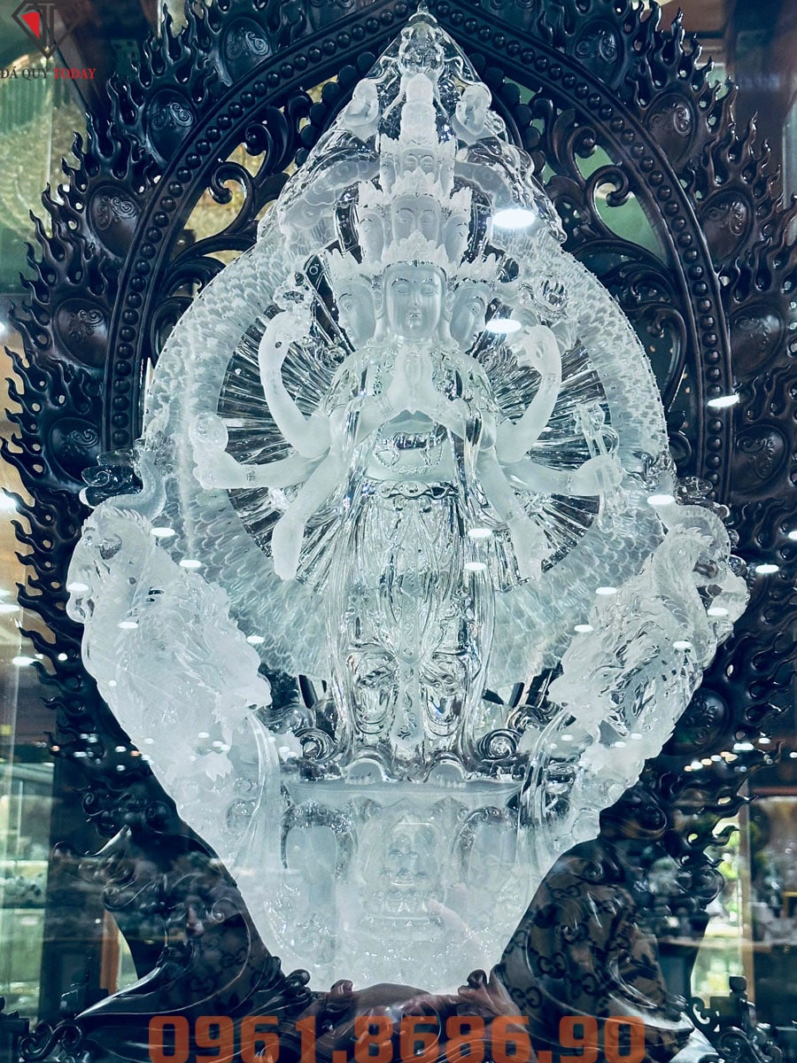 Tượng phật quan âm thiên thủ thiên nhãn bằng đá thạch anh trắng