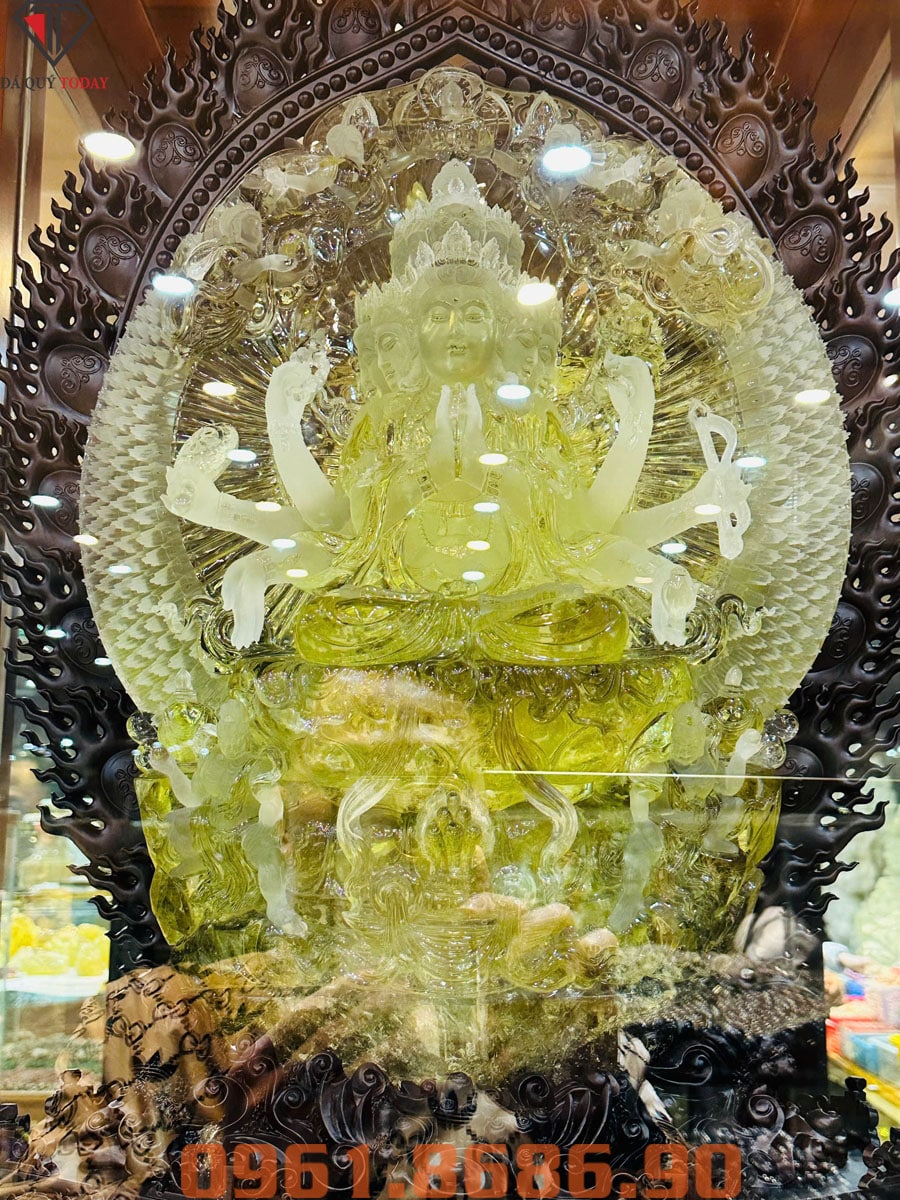 Tượng phật bà quan âm nghìn mắt nghìn tay bằng đá thạch anh vàng
