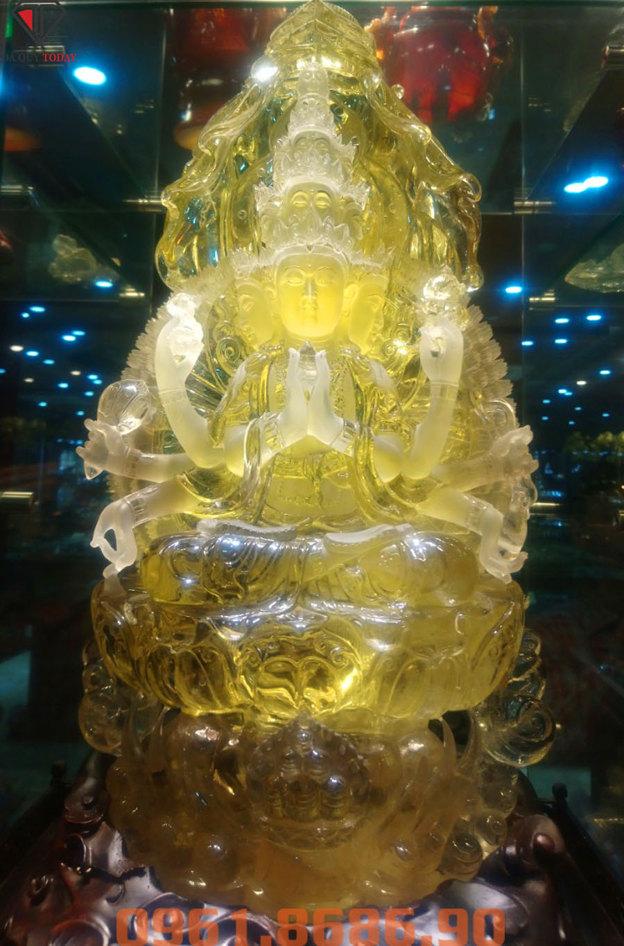 Tượng phật quan âm thiên thủ thiên nhãn bằng đá thạch anh vàng