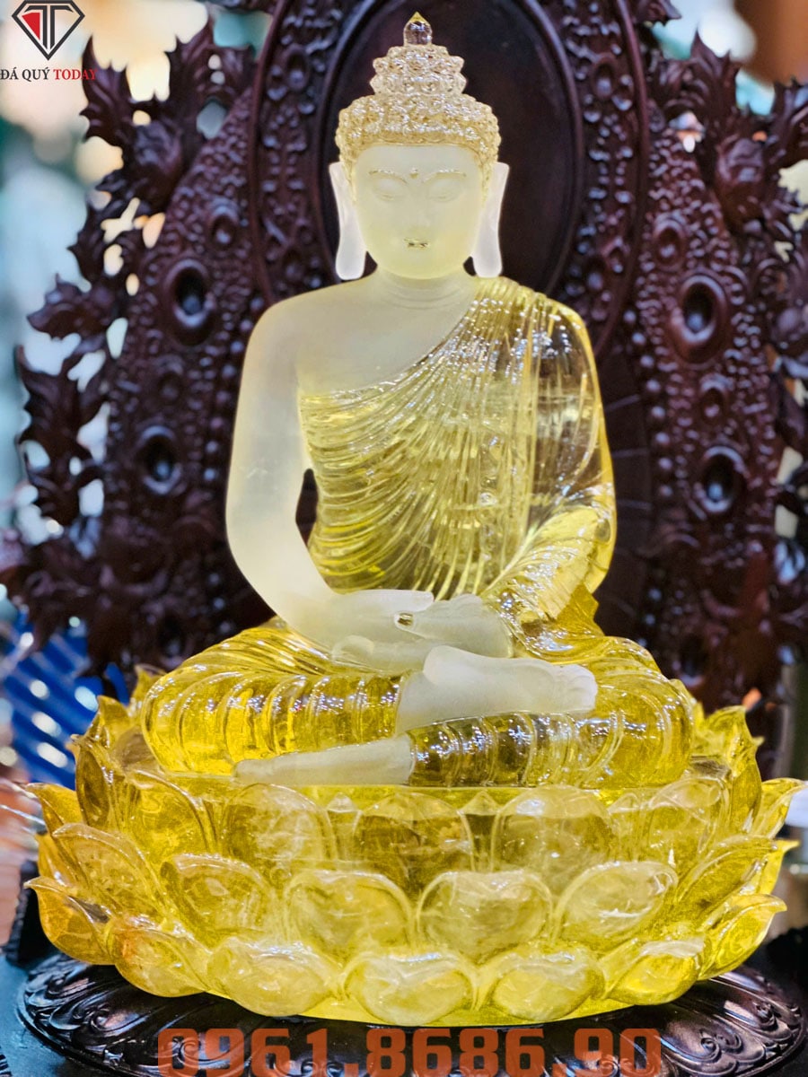 Tượng phật thích ca bằng đá thạch anh vàng